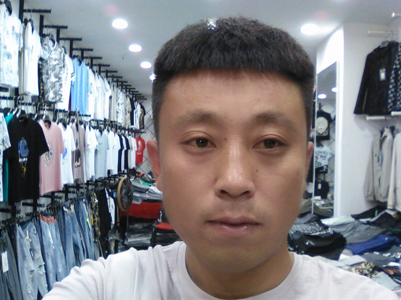冰冷的心的第二张照片--泉州相亲服务中心