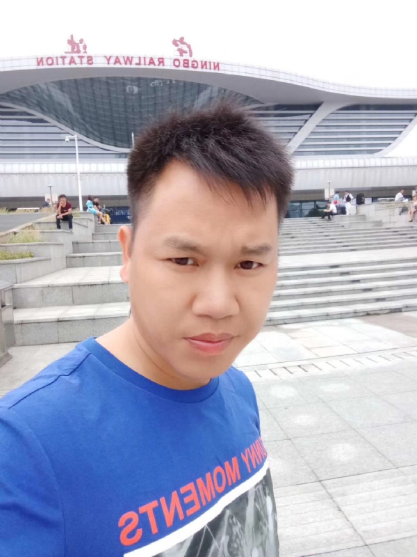 笑对人生的第一张照片--泉州相亲服务中心