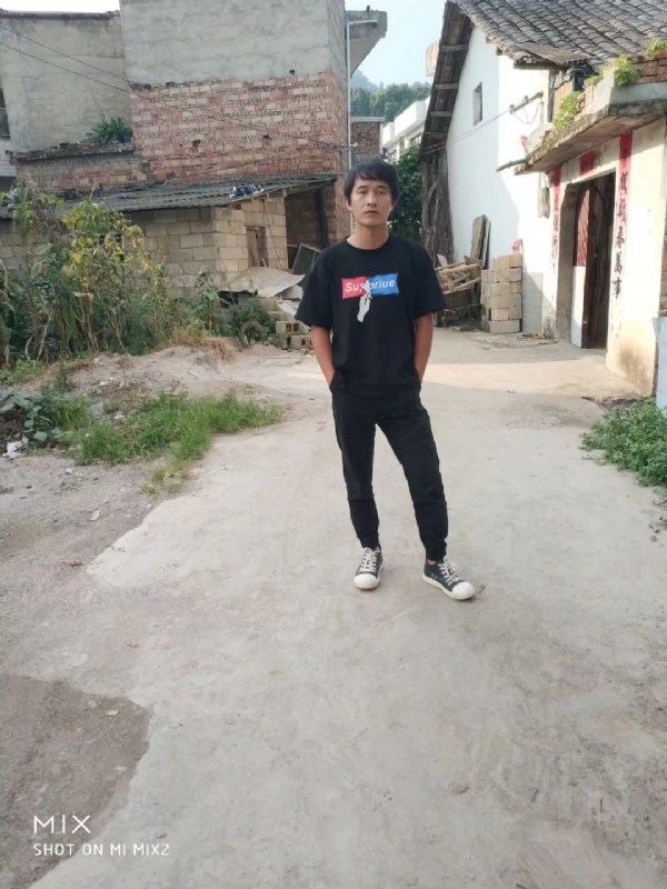 活活该的第一张照片--泉州相亲服务中心