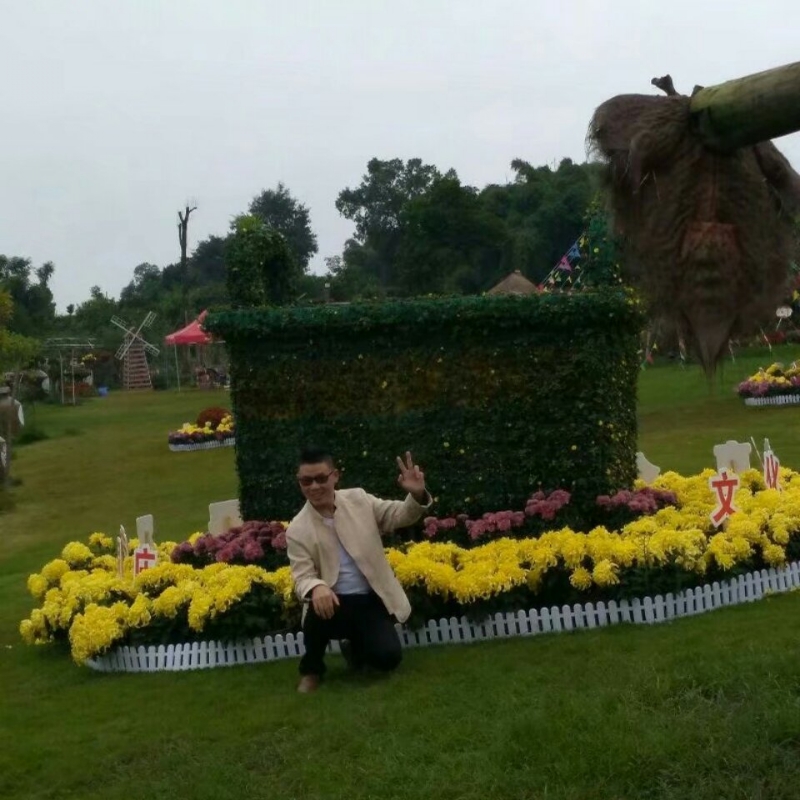 春风里^O^任徜徉的第一张照片--泉州相亲服务中心