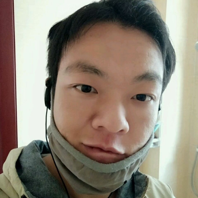 泡沫哭泣的第一张照片--泉州相亲服务中心