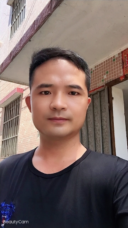 言飞的第二张照片--泉州相亲服务中心