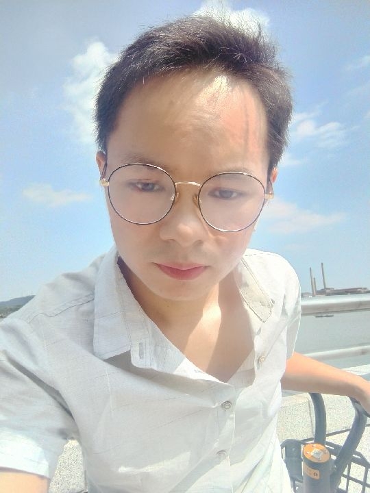 楠呐的第三张照片--泉州相亲服务中心