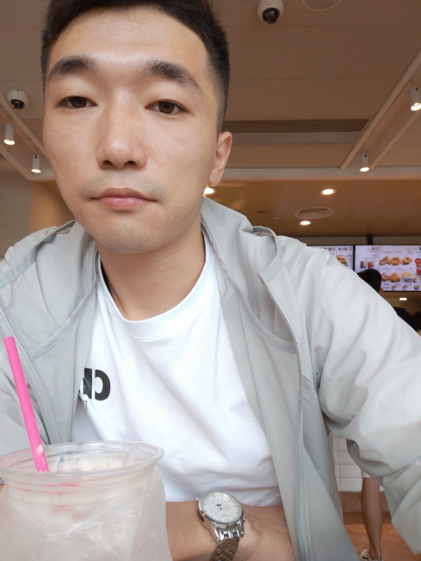 须臾数年的第四张照片--泉州相亲服务中心