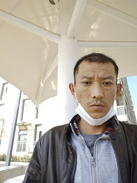 孤狼的第一张照片--泉州相亲服务中心
