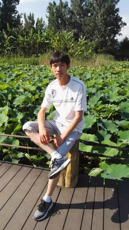 洛佐山娃的第一张照片--泉州相亲服务中心