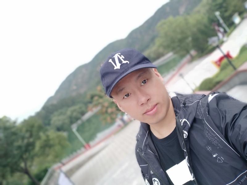 阳光的第一张照片--泉州相亲服务中心