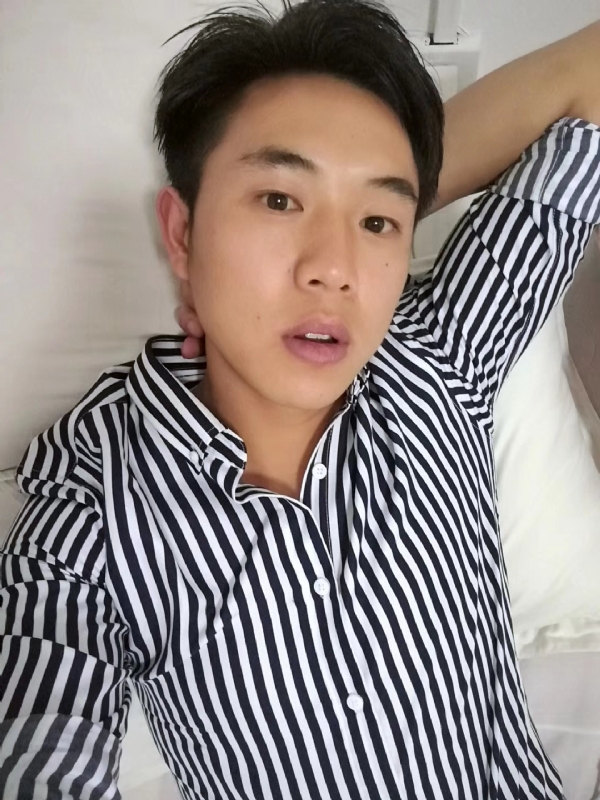 小雷的第二张照片--泉州相亲服务中心
