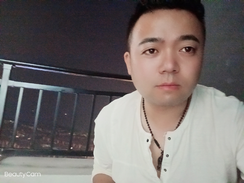 可么嗯哼的第一张照片--泉州相亲服务中心