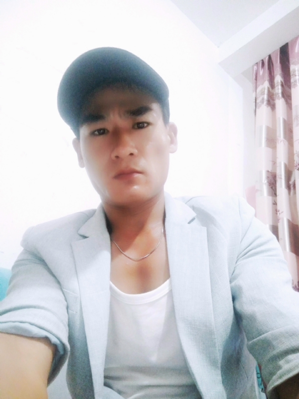 一若千金的第三张照片--泉州相亲服务中心