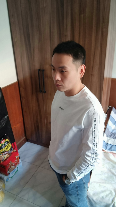 没有蜡笔的小航的第一张照片--泉州相亲服务中心