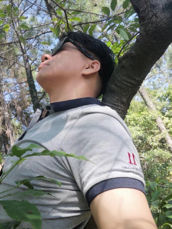 新丁的第一张照片--泉州相亲服务中心