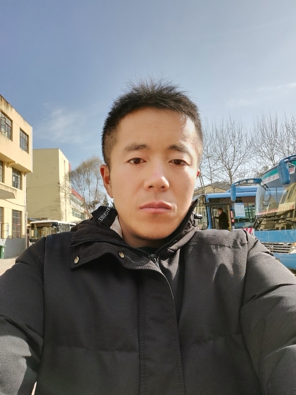 孤独的云的第一张照片--泉州相亲服务中心