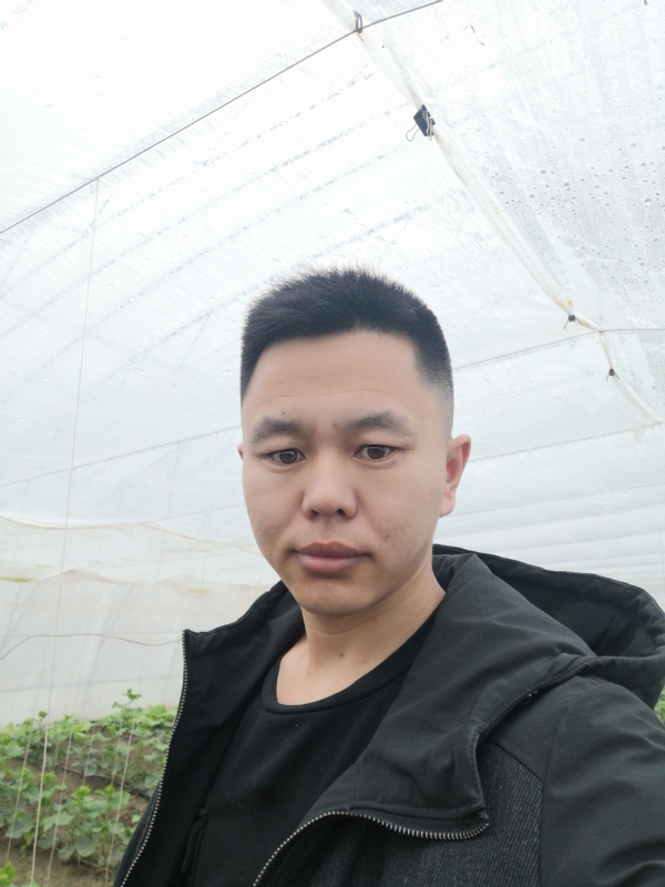 宇成的第一张照片--泉州相亲服务中心