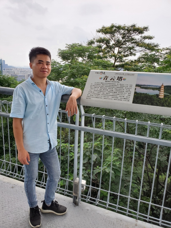 尚德的第一张照片--泉州相亲服务中心