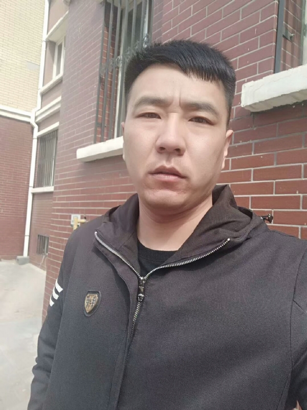 谁伴我闯荡的第一张照片--泉州相亲服务中心