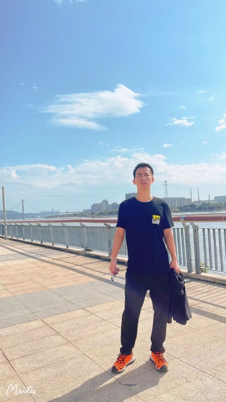 小螃蟹的第一张照片--泉州相亲服务中心