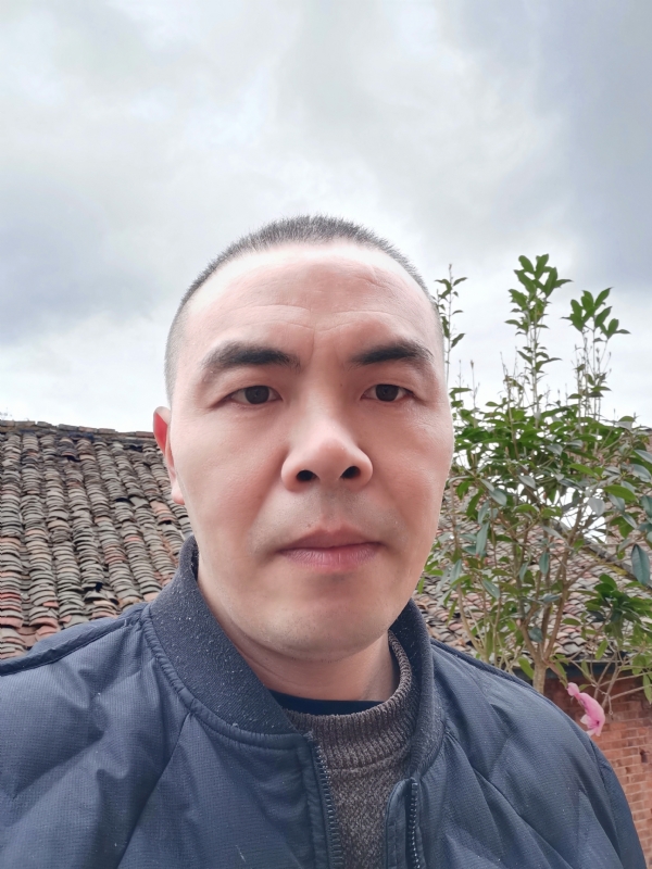 无悔的第一张照片--泉州相亲服务中心