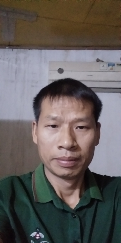 执着跋涉的第三张照片--泉州相亲服务中心