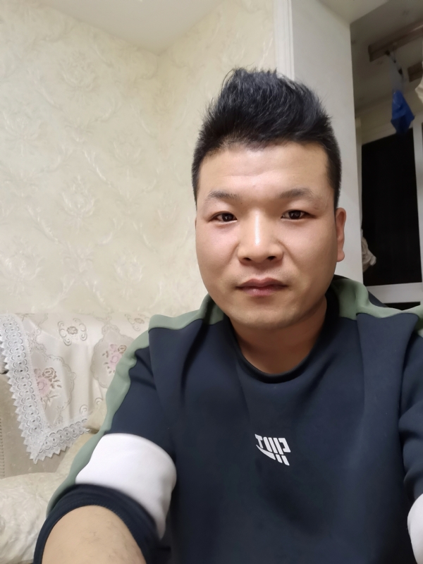 小猪猪的第一张照片--泉州相亲服务中心