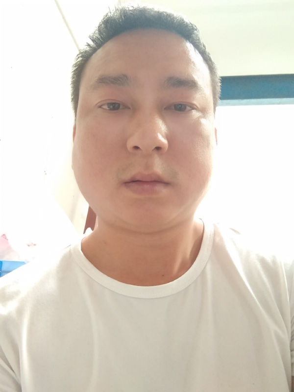 大叔的第一张照片--泉州相亲服务中心