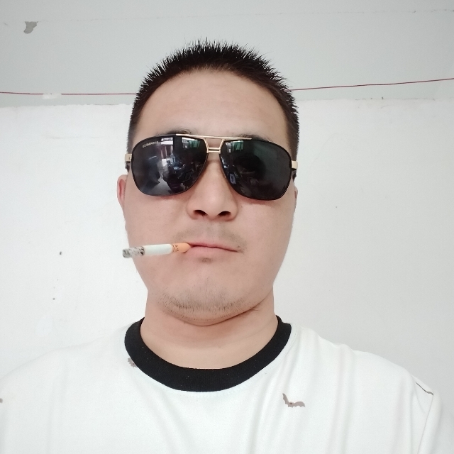 白伟伟的第一张照片--泉州相亲服务中心
