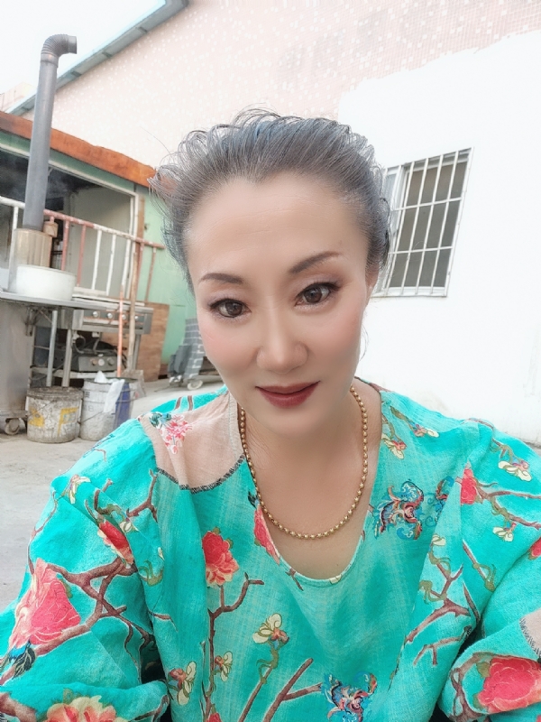 燕子的第三张照片--泉州相亲服务中心