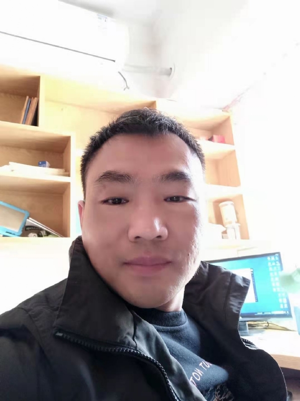 向前葱的第一张照片--泉州相亲服务中心