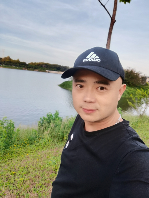 石头哥的第一张照片--泉州相亲服务中心