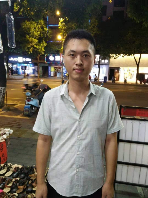 单身的雄鹰的第一张照片--泉州相亲服务中心