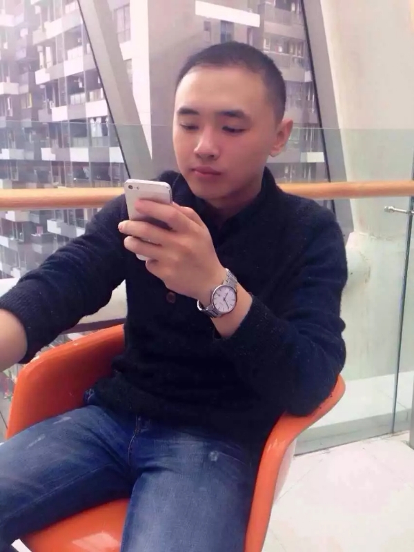 一个人的第一张照片--泉州相亲服务中心