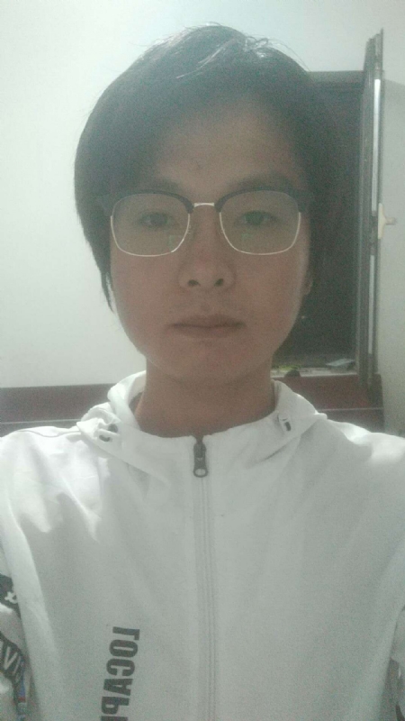 轻吻的第一张照片--泉州相亲服务中心