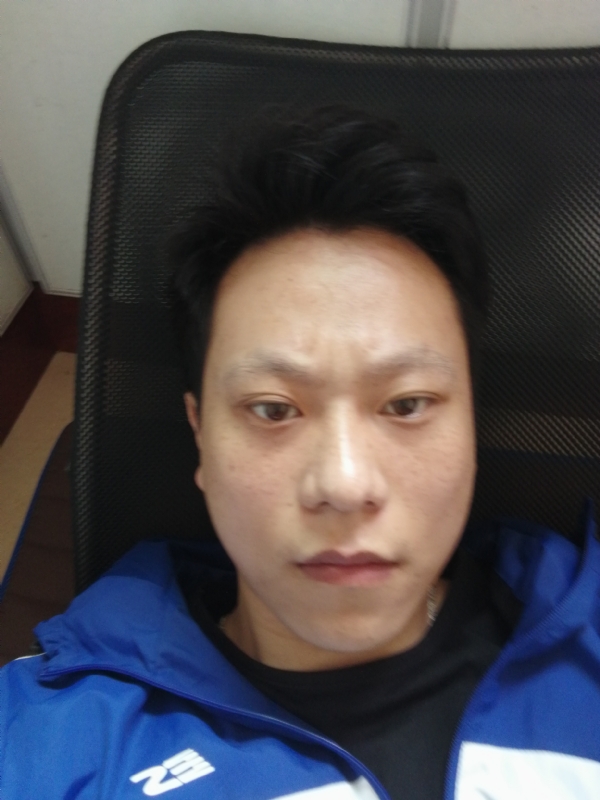 爱上的感觉的第一张照片--泉州相亲服务中心