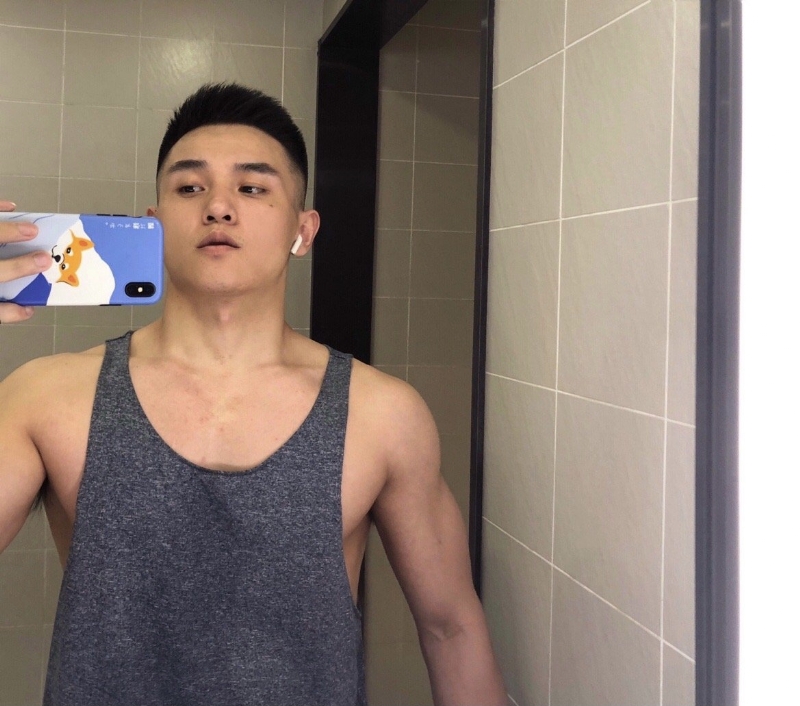 李文亮的第一张照片--泉州相亲服务中心