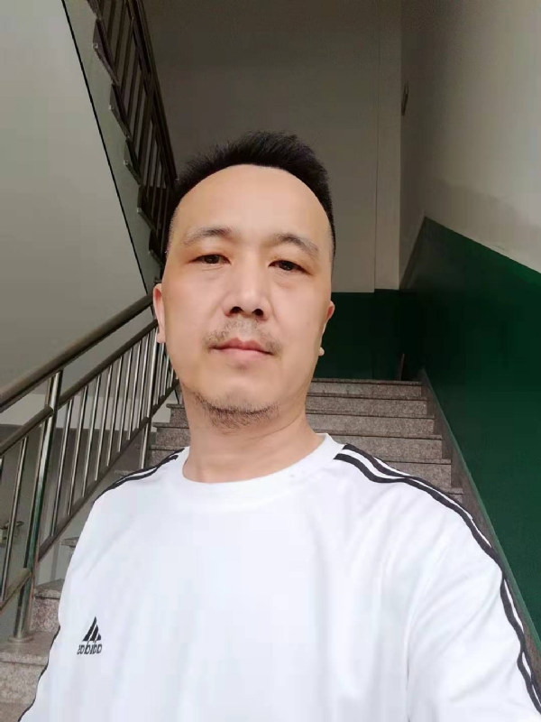 假如风有颜色的第一张照片--泉州相亲服务中心