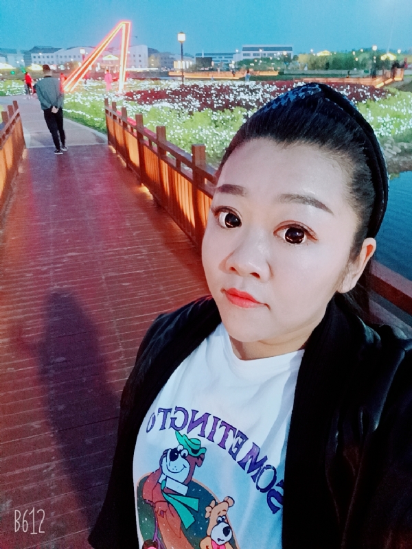 孙晓雪的第一张照片--泉州相亲服务中心