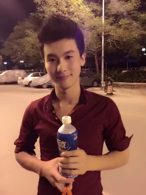 皮特王的第三张照片--泉州相亲服务中心