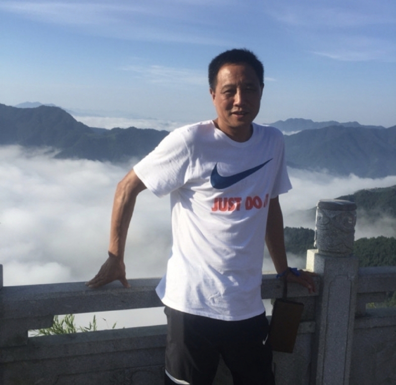出走半生的第一张照片--泉州相亲服务中心