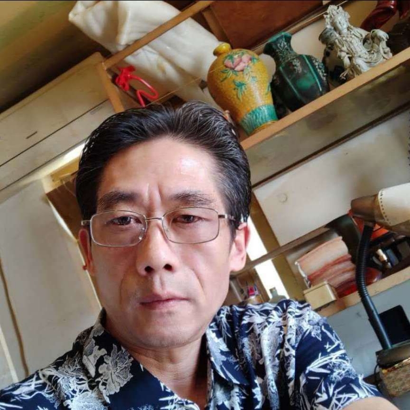 没有爱情也要飞渡一生的第一张照片--泉州相亲服务中心