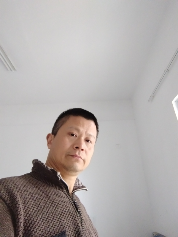 无云的第一张照片--泉州相亲服务中心
