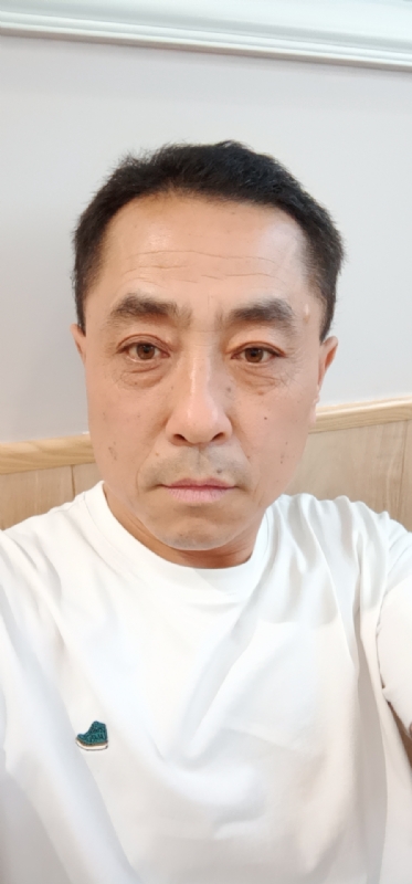 大漠孤烟的第一张照片--泉州相亲服务中心