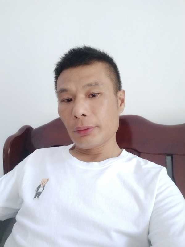 年少轻狂的第一张照片--泉州相亲服务中心