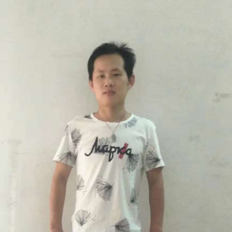 平平的第一张照片--泉州相亲服务中心