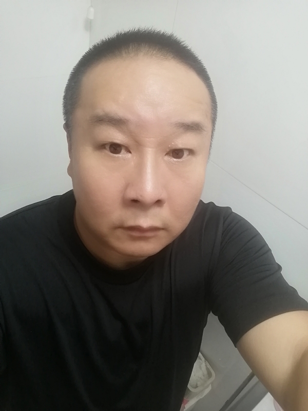 一束光的第一张照片--泉州相亲服务中心