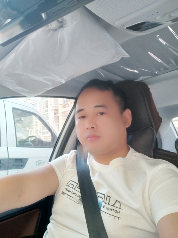 有你就好的第三张照片--泉州相亲服务中心