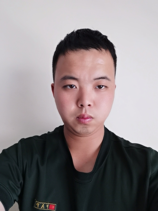 明月天涯的第一张照片--泉州相亲服务中心