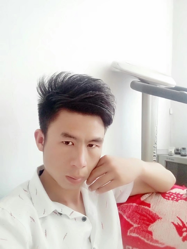 只得一人心的第二张照片--泉州相亲服务中心