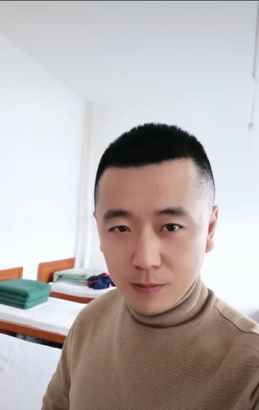 随风的第二张照片--泉州相亲服务中心