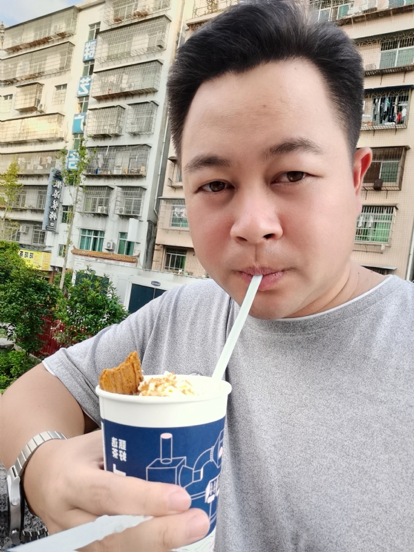 K金o的第一张照片--泉州相亲服务中心