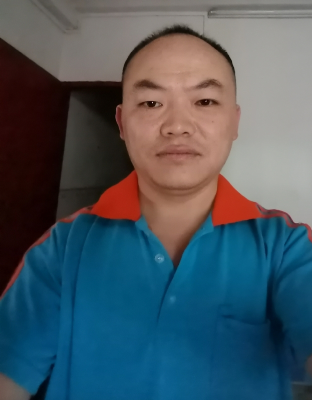 与子携老的第七张照片--泉州相亲服务中心